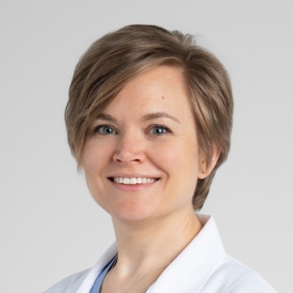 Betsy Kulling headshot
