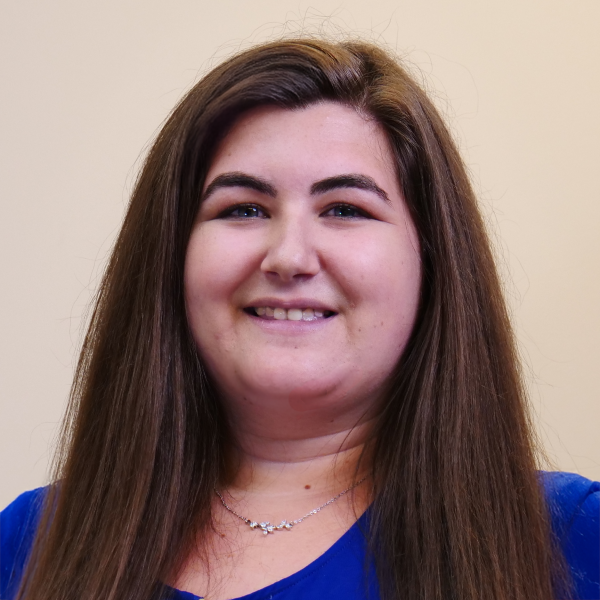 Kristin Peters headshot