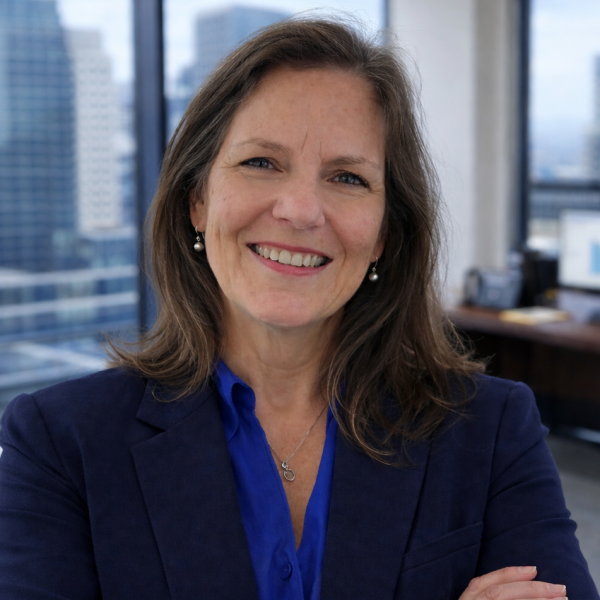Darlene Thompson headshot